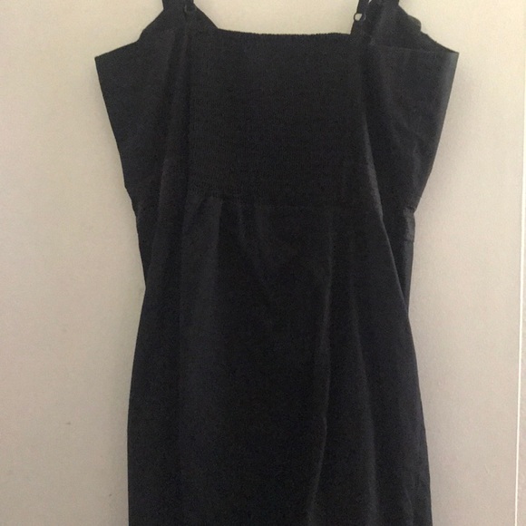 2b Bebe dress - Picture 5 of 8